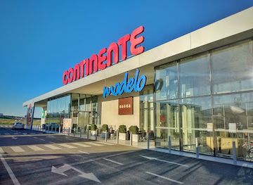 portugal/alentejo-coast/shop/continente-modelo-beja-retail