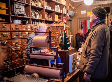 sweden/stockholm/djurgarden/shop/jarnhandeln