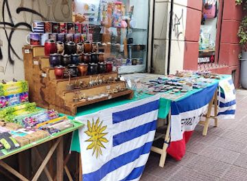 uruguay/montevideo/ciudad-vieja/shop/salon-andy