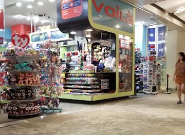 canada/montreal/shop/boutique-souvenirs-voila-tabagie-voila