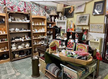 north-carolina/asheville/shop/sweeten-creek-antiques-collectibles-llc
