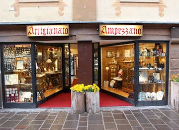 italy/cortina-d-ampezzo/shop/artigianato-artistico-ampezzano