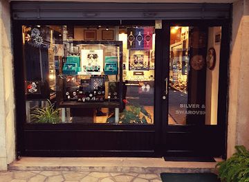 lebanon/koura/shop/rovina-mitri-rousse-watch-store