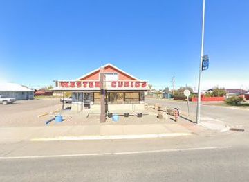 montana/glacier-national-park/shop/western-curio-shop