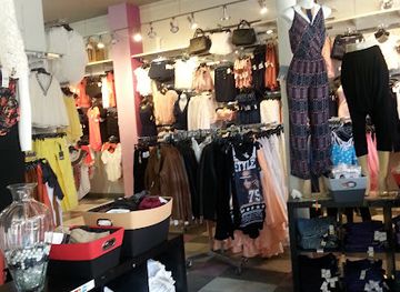 new-york/yonkers/shop/easy-pickins