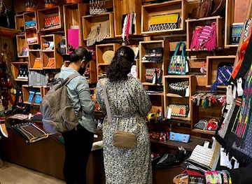 india/mizoram/shop/the-ethnic-warehouse