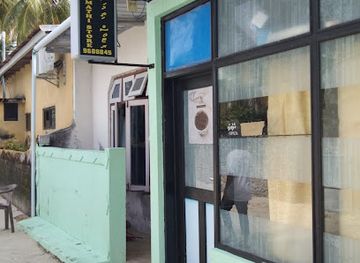 maldives/alimatha-island/shop/malamathi-store