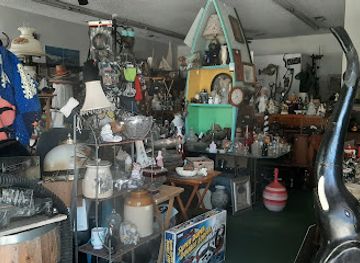 florida/apalachicola/shop/old-stuff-shop