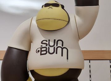 maldives/alimatha-island/shop/huvan-boutique