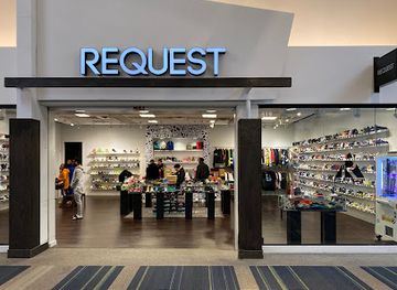 north-carolina/charlotte/shop/request-boutique-charlotte