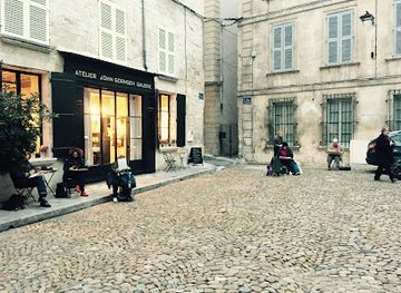 france/avignon/avignon-old-town/shop/gallery-boutique-john-gormsen