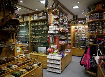 switzerland/zurich/zurich-west/shop/teddy-s-souvenir-shop-ag