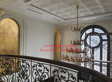 vietnam/central-highlands/shop/kinh-hoa-dong-royal-glass