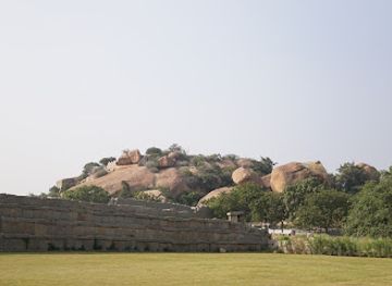 india/hampi/shop/the-lake