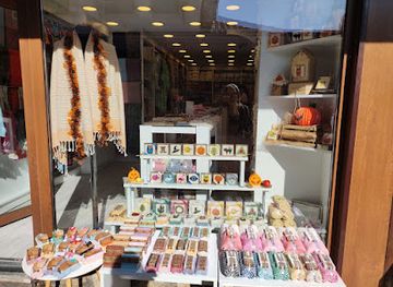 bosnia-and-herzegovina/sarajevo/ferhadija/shop/sufi-textile