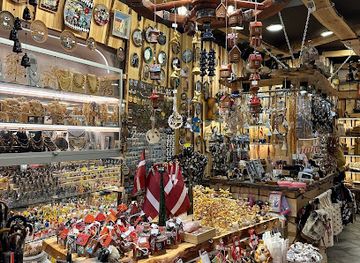 latvia/riga/shop/souvenir-shop-sofijas-dargumi