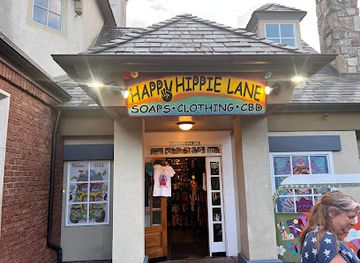 tennessee/great-smoky-mountains-national-park/shop/happy-hippie-lane-lifestyle-gifts-thc