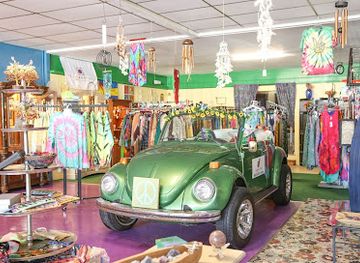 florida/lake-okeechobee/shop/hippie-daze