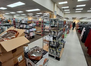 south-carolina/mauldin/shop/hamrick-s-of-east-greenville-sc