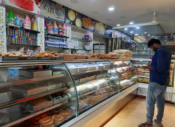 india/northern-plains/shop/delhiwala-sweets-house