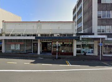 new-zealand/new-plymouth/shop/chadz-antiques