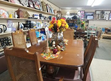 missouri/ozarks/shop/the-avant-garde-n-outlet