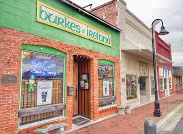 florida/crystal-river/shop/heritage-village