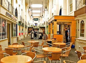 guernsey/st-peter-port/shop/guernsey-market-place