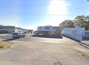 missouri/ha-ha-tonka-state-park/shop/show-me-junk-llc