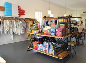 south-carolina/charleston-area-beaches/shop/e-blackhurst