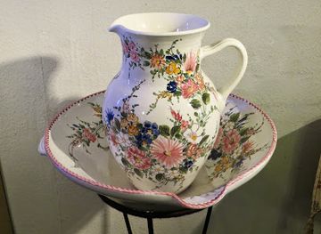 austria/vienna/hernals/shop/zeus-geschenk-boutique