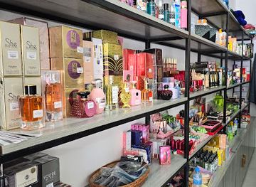 maldives/huvadhoo-atoll/shop/zovee-collection