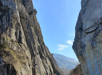 azerbaijan/guba-khachmaz-region/shop/tngalti