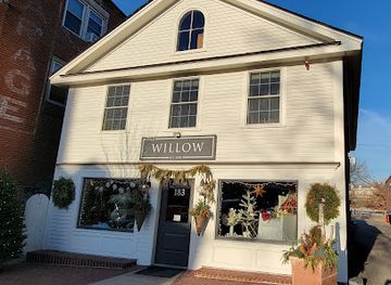 new-hampshire/rockingham-county/shop/the-willow