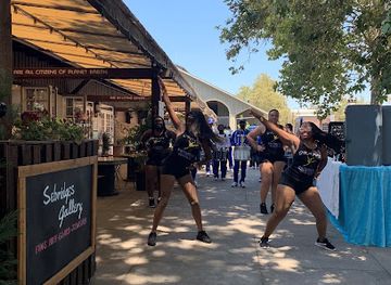 california/sacramento/old-sacramento-historic-district/shop/sacramento-shop-atrium-916