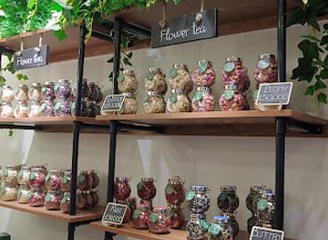 vietnam/da-nang/son-tra-district/shop/l-store