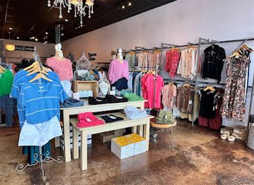 texas/the-woodlands/shop/mainstream-boutique-the-woodlands