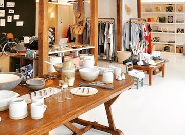 massachusetts/martha-s-vineyard/shop/magnetic-north