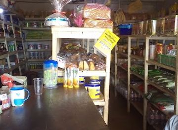 uganda/murchison-falls-national-park/shop/emma-links