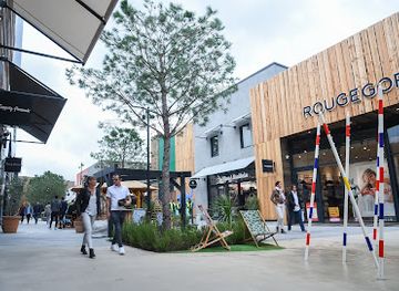 france/camargue/shop/shopping-promenade-arles