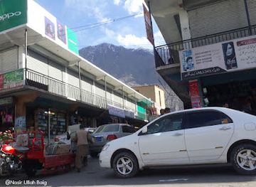 pakistan/karakoram-highway/shop/qayyum-gift-centre