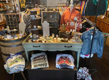 kentucky/pennyroyal-plateau/shop/the-barrel-boutique