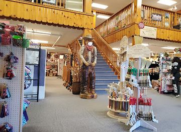 ohio/amish-country/shop/sol-s-in-berlin