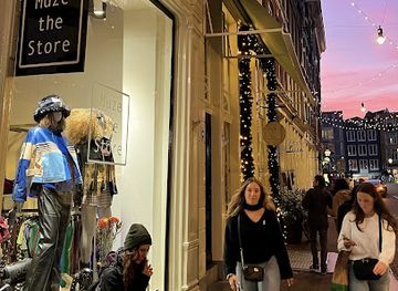 netherlands/amsterdam/shop/muze-the-store