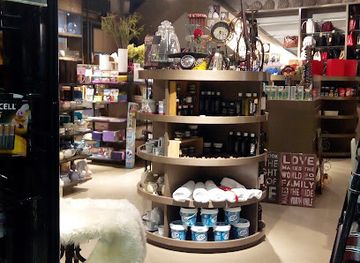 ghana/accra/shop/niche