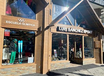 spain/sierra-nevada/shop/luis-sanchez-sport