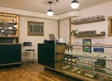 oregon/cascade-mountains/shop/mt-hood-cannabis-company