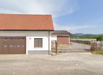 slovenia/postojna-cave/shop/simak-keramika-d-o-o