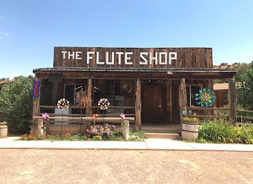 utah/torrey/shop/flute-shop-trading-post-and-motel