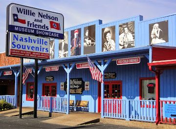tennessee/nashville/shop/willie-nelson-and-friends-museum-and-nashville-souvenirs